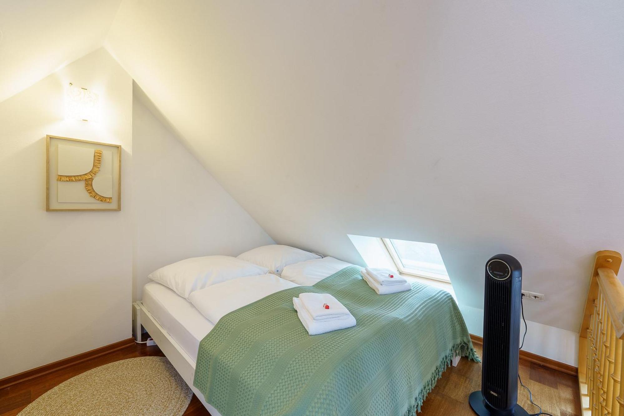 Maisonette Am Holstentor Mit Dachterrasse Und Heimkino Lübeck Exteriér fotografie